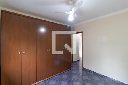 Casa à venda com 190m², 3 quartos e 8 vagasQuarto 01 da Casa 01