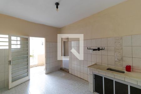 Casa à venda com 190m², 3 quartos e 8 vagasBanheiro da Casa 02
