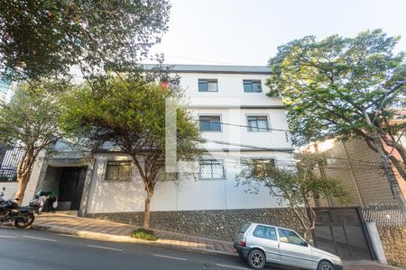 Apartamento para alugar com 80m², 2 quartos e 1 vagaFachada