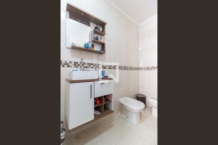 Casa à venda com 300m², 4 quartos e 8 vagas Casa à venda com 300m², 4 quartos e 8 vagasSuíte