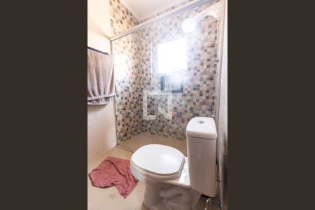 Casa à venda com 300m², 4 quartos e 8 vagas Casa à venda com 300m², 4 quartos e 8 vagasBanheiro do Quarto 1