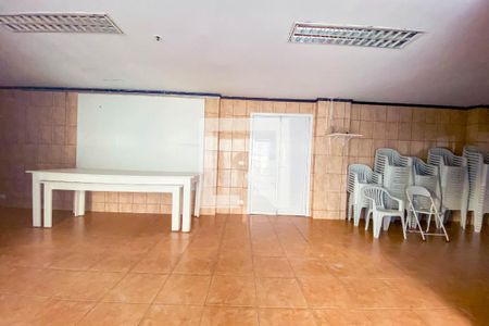 Apartamento à venda com 163m², 2 quartos e 1 vaga Apartamento à venda com 163m², 2 quartos e 1 vagaÁrea comum - Salão de festas