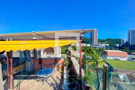 Apartamento à venda com 163m², 2 quartos e 1 vaga Apartamento à venda com 163m², 2 quartos e 1 vagaÁrea de lazer