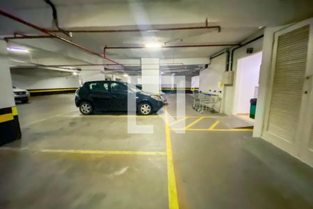 Apartamento à venda com 163m², 2 quartos e 1 vaga Apartamento à venda com 163m², 2 quartos e 1 vagaGaragem