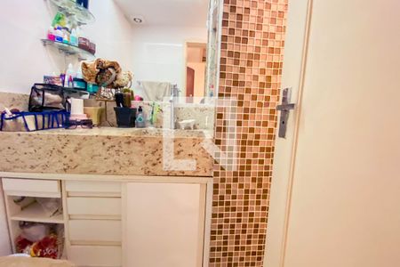 Apartamento à venda com 163m², 2 quartos e 1 vaga Apartamento à venda com 163m², 2 quartos e 1 vagaBanheiro social