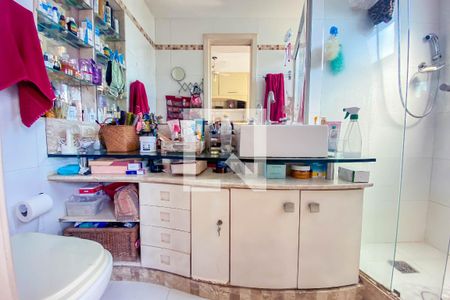 Banheiro da suíte de apartamento à venda com 2 quartos, 163m² em Botafogo, Rio de Janeiro