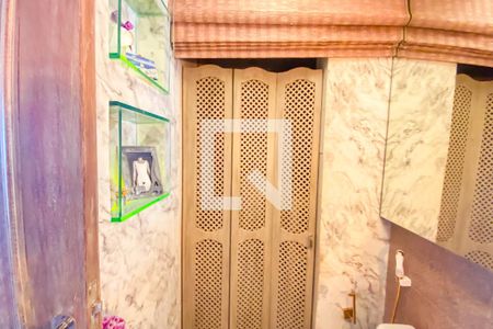 Apartamento à venda com 163m², 2 quartos e 1 vaga Apartamento à venda com 163m², 2 quartos e 1 vagaBanheiro superior