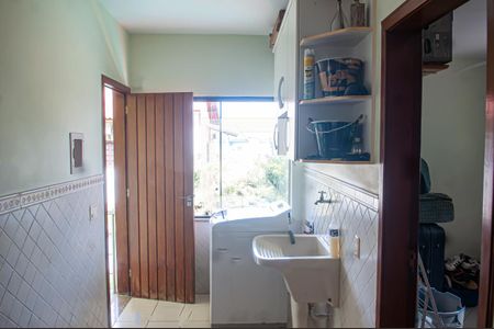 Casa para alugar com 922m², 4 quartos e 3 vagasarea de serviço