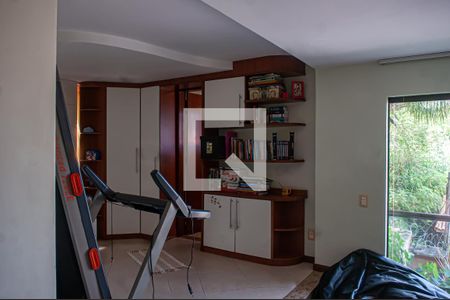 Casa para alugar com 922m², 4 quartos e 3 vagasquarto 1 suite