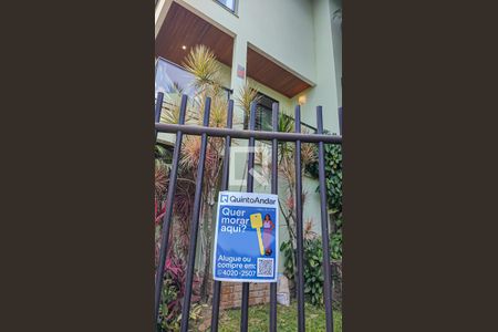 Casa para alugar com 922m², 4 quartos e 3 vagasplaquinha