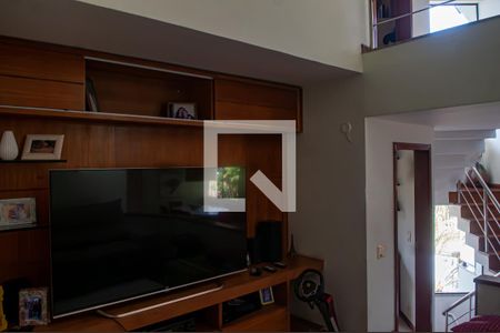 Casa para alugar com 922m², 4 quartos e 3 vagassala