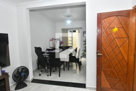 Sala de casa para alugar com 2 quartos, 100m² em Jardim Tietê, São Paulo