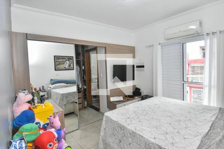 Quarto Suíte de casa para alugar com 2 quartos, 100m² em Jardim Tietê, São Paulo
