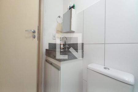 Banheiro de apartamento para alugar com 1 quarto, 45m² em Loteamento Parque São Martinho, Campinas