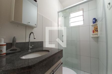 Banheiro de apartamento para alugar com 1 quarto, 45m² em Loteamento Parque São Martinho, Campinas