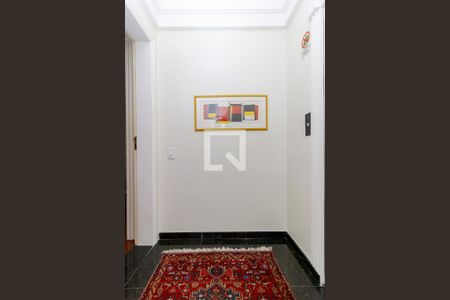 Apartamento à venda com 189m², 3 quartos e 2 vagasHall de entrada