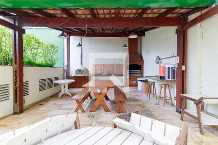 Apartamento à venda com 189m², 3 quartos e 2 vagasChurrasqueira