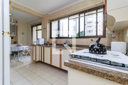 Apartamento à venda com 189m², 3 quartos e 2 vagasCozinha