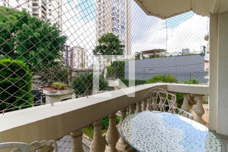 Apartamento à venda com 189m², 3 quartos e 2 vagasSala - Varanda