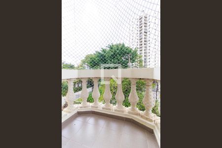 Apartamento à venda com 189m², 3 quartos e 2 vagasSuíte - Sacada