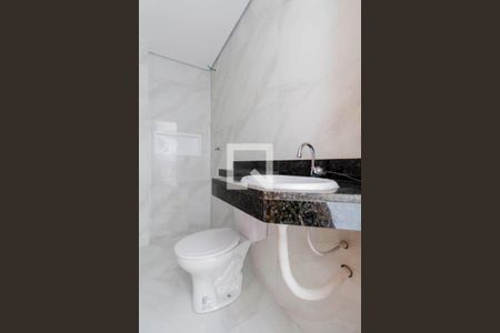 Apartamento à venda com 34m², 2 quartos e sem vagaBanheiro 