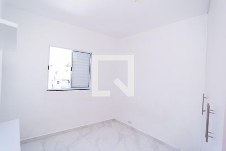 Quarto 2 de apartamento para alugar com 2 quartos, 41m² em Jardim Popular, São Paulo