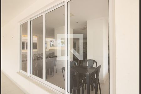 Apartamento para alugar com 50m², 2 quartos e 1 vagaÁrea comum - Salão de Festas