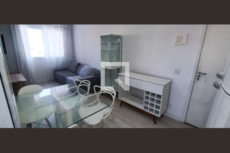 Sala de apartamento para alugar com 2 quartos, 42m² em Jardim Novo Taboão, São Paulo