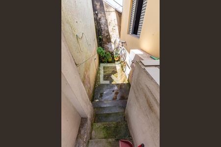 Casa à venda com 200m², 2 quartos e 2 vagasquintal Fundos