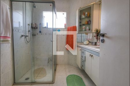 Casa de condomínio à venda com 260m², 4 quartos e 4 vagasQuarto 1 - Suíte