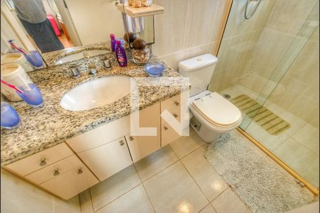 Casa de condomínio à venda com 260m², 4 quartos e 4 vagasQuarto 3 - Suíte