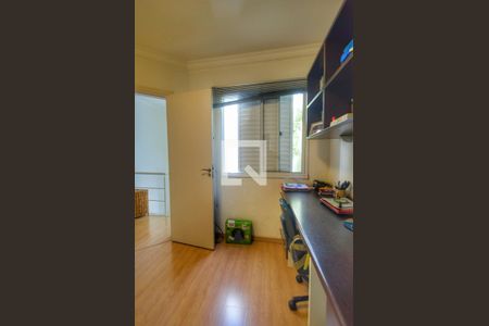 Casa de condomínio à venda com 260m², 4 quartos e 4 vagasEscritório