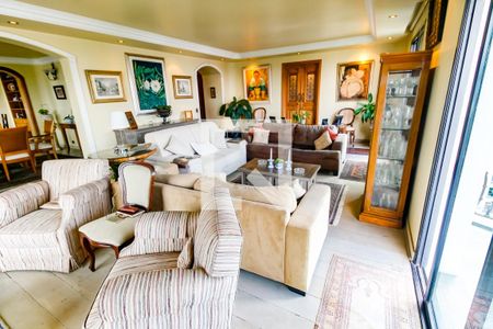 Sala 1 de apartamento para alugar com 3 quartos, 300m² em Jardim Parque Morumbi, São Paulo