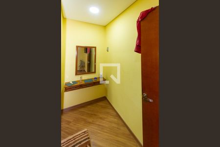 Casa à venda com 174m², 2 quartos e 6 vagas Casa à venda com 174m², 2 quartos e 6 vagasBanheiro da Suite