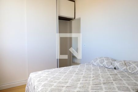 Quarto 1 de apartamento para alugar com 2 quartos, 55m² em Caiçara-adelaide, Belo Horizonte
