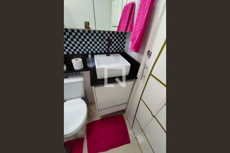 Apartamento à venda com 44m², 2 quartos e sem vaga Apartamento à venda com 44m², 2 quartos e sem vagaBanheiro