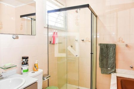 Casa à venda com 400m², 5 quartos e 4 vagasBanheiro da Suíte 2