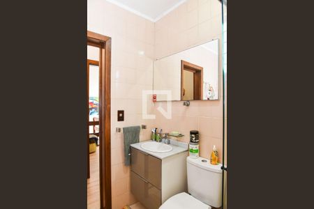Casa à venda com 400m², 5 quartos e 4 vagasBanheiro da Suíte 2