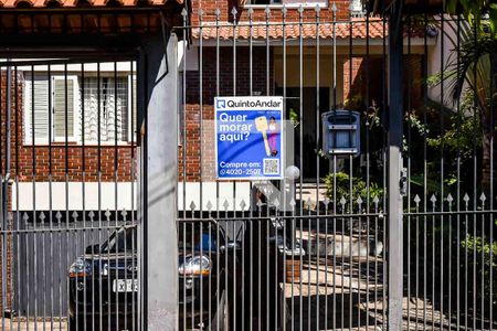 Casa à venda com 400m², 5 quartos e 4 vagasPlaquinha Instalada na Fachada do Imóvel