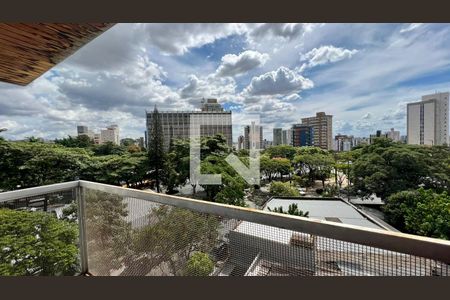 Varanda  de apartamento à venda com 1 quarto, 130m² em Serra, Belo Horizonte