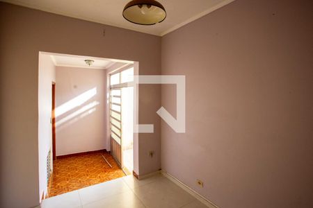 Escritório de casa para alugar com 4 quartos, 261m² em Taboão, Diadema