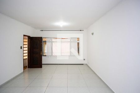 Sala de casa para alugar com 3 quartos, 261m² em Taboão, Diadema