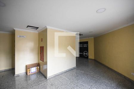 Apartamento para alugar com 72m², 2 quartos e 1 vaga Apartamento para alugar com 72m², 2 quartos e 1 vagaHall social