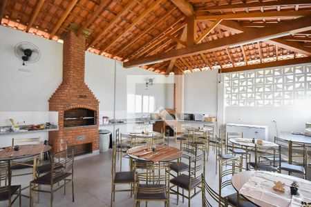 Apartamento para alugar com 72m², 2 quartos e 1 vaga Apartamento para alugar com 72m², 2 quartos e 1 vagaChurrasqueira