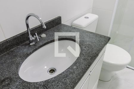 Banheiro Pia de apartamento à venda com 1 quarto, 31m² em Água Branca, São Paulo