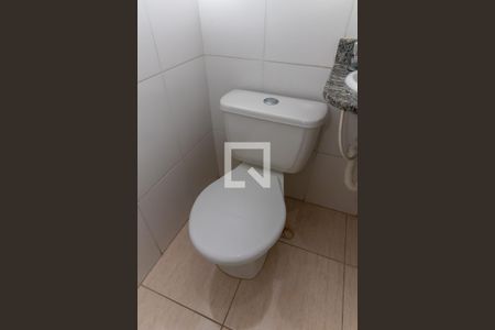 Apartamento à venda com 74m², 2 quartos e 1 vaga Apartamento à venda com 74m², 2 quartos e 1 vagaBanheiro