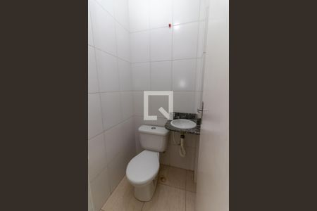 Apartamento à venda com 74m², 2 quartos e 1 vaga Apartamento à venda com 74m², 2 quartos e 1 vagaBanheiro