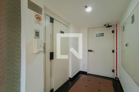 Apartamento para alugar com 60m², 1 quarto e 1 vaga Apartamento para alugar com 60m², 1 quarto e 1 vagaElevador