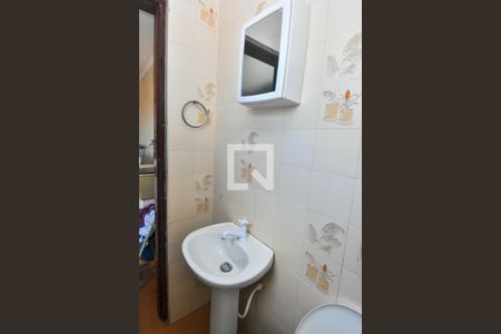 Casa à venda com 300m², 3 quartos e 2 vagasBanheiro de serviço