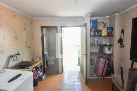 Casa à venda com 300m², 3 quartos e 2 vagasÁrea de Serviço